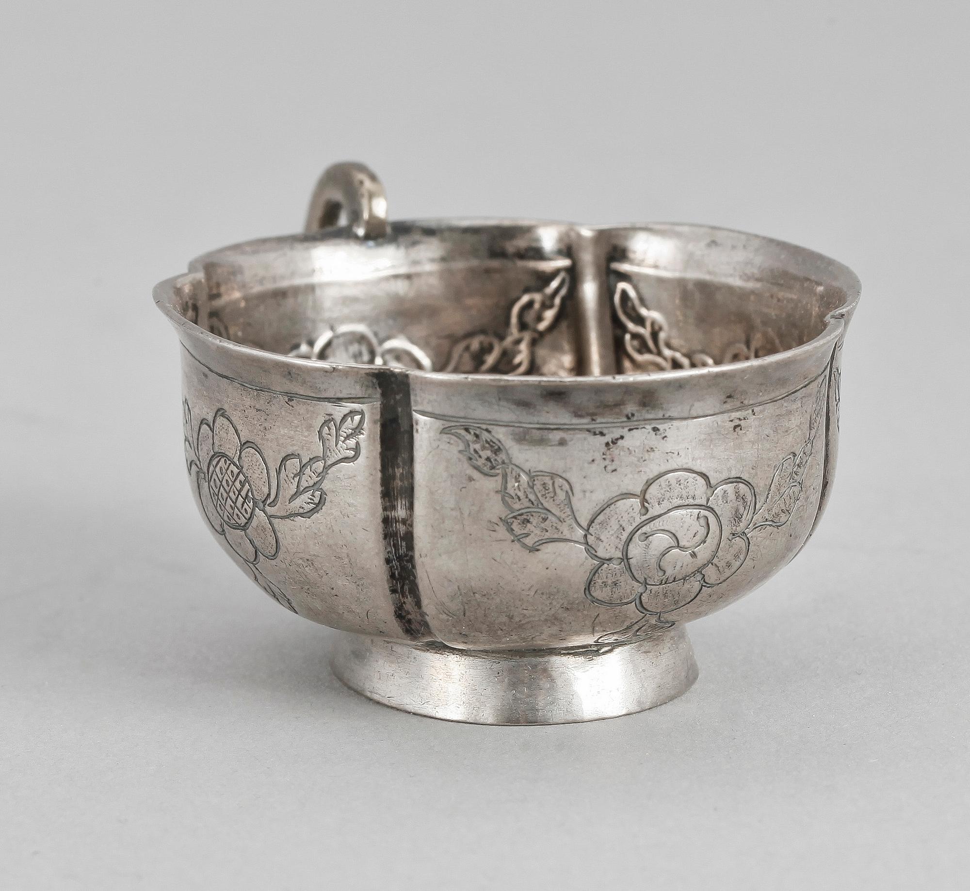 VODKAKOPP, silver, Ryssland, 1700-tal. Ca 26 gr.