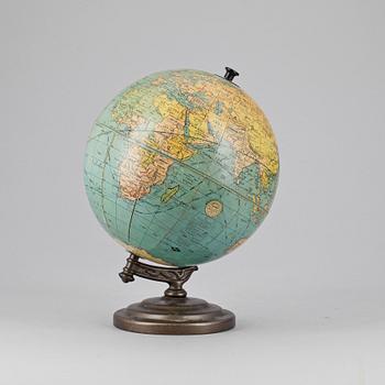 JORDGLOB, Weber Costello Co., USA, 1900-talets andra hälft.