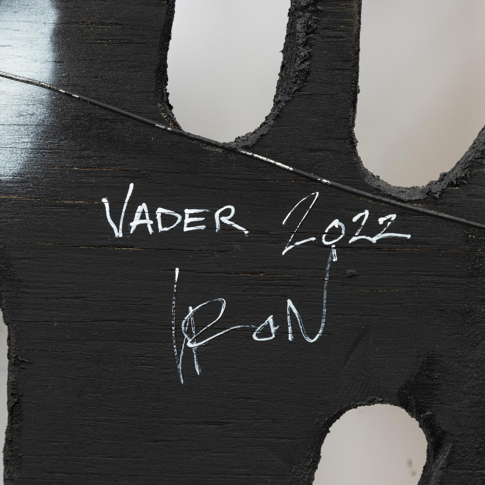 Iron, 'Vader'.