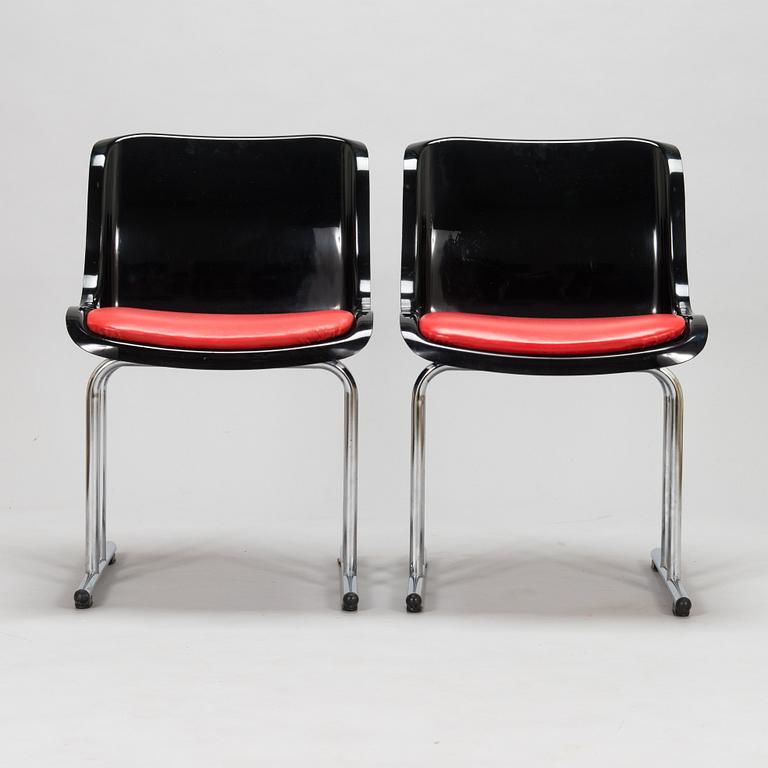 Yrjö Kukkapuro, tuoleja, 4 kpl, malli 3415, valmistaja Haimi, 1970-luku.