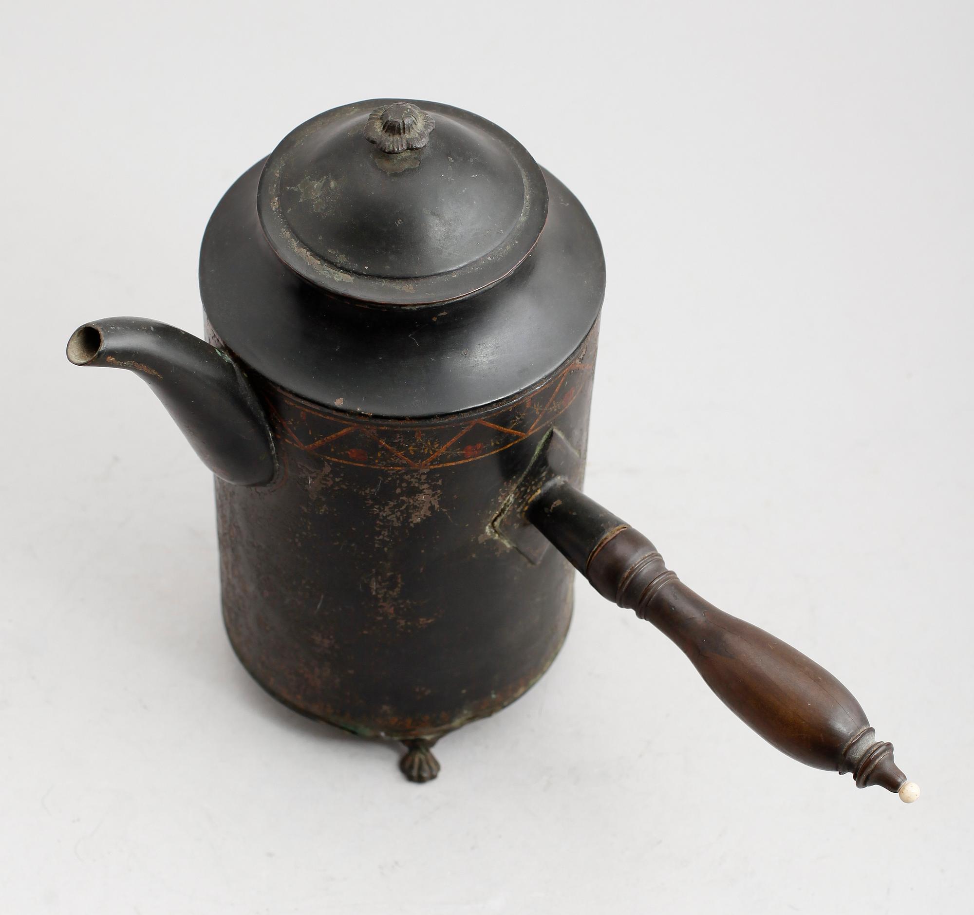 A late Gustavian sheet metal coffee pot with cover.