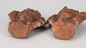 MASKARONER, ett par, lergods, trol 16-1700-tal.