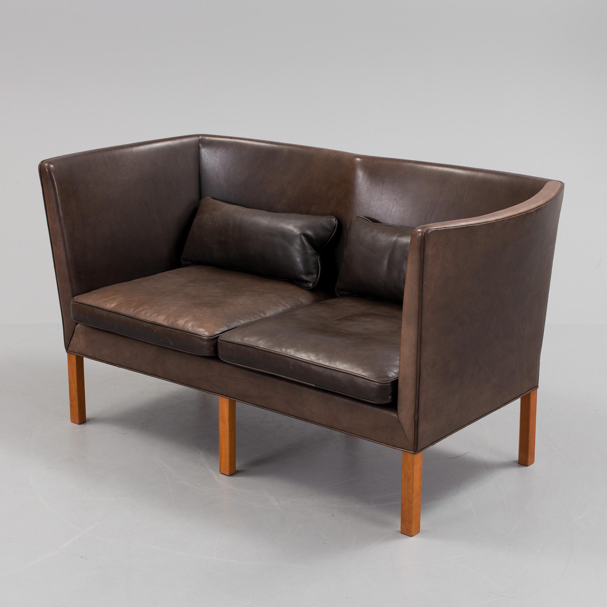 BØRGE MOGENSEN, soffa, modell 2214 Fredericia Furniture, 2000-tal.