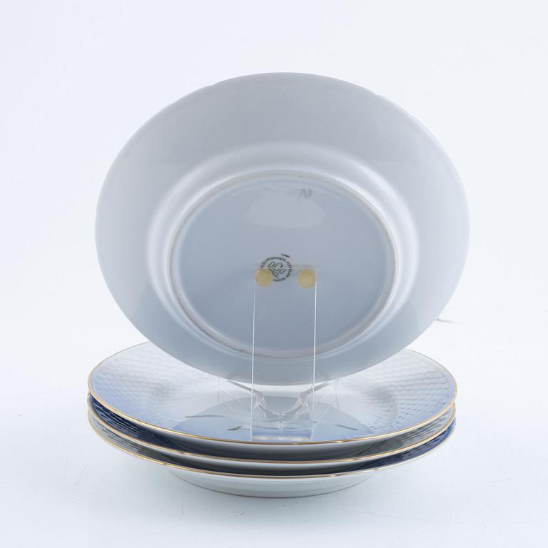 Dining and coffee set, 79 pieces, "Måsen", Bing & Grøndahl.