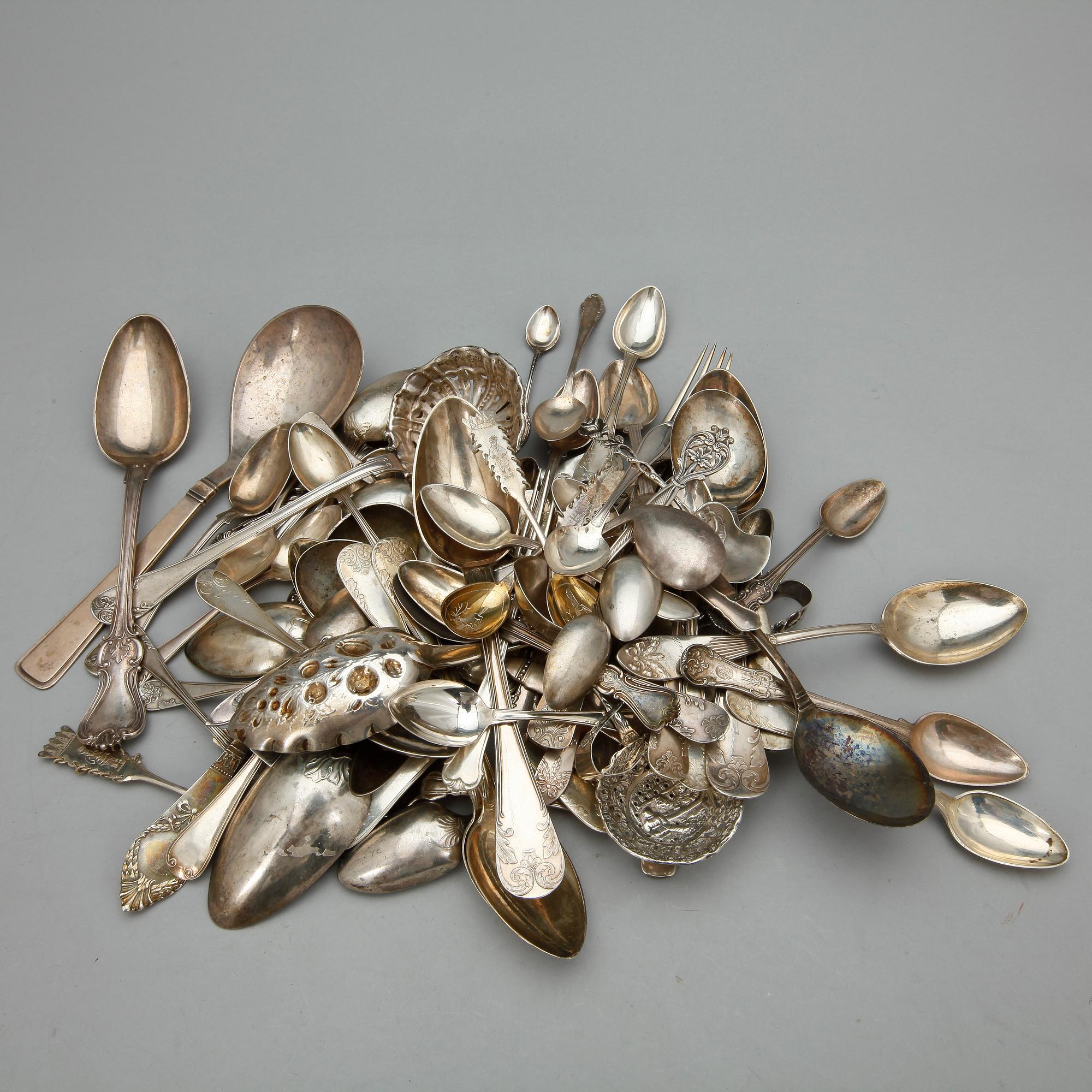 PARTI SILVER, ca 60 delar. Bestick. Bl a CG Hallberg 1952. Tot ca 1800 g.