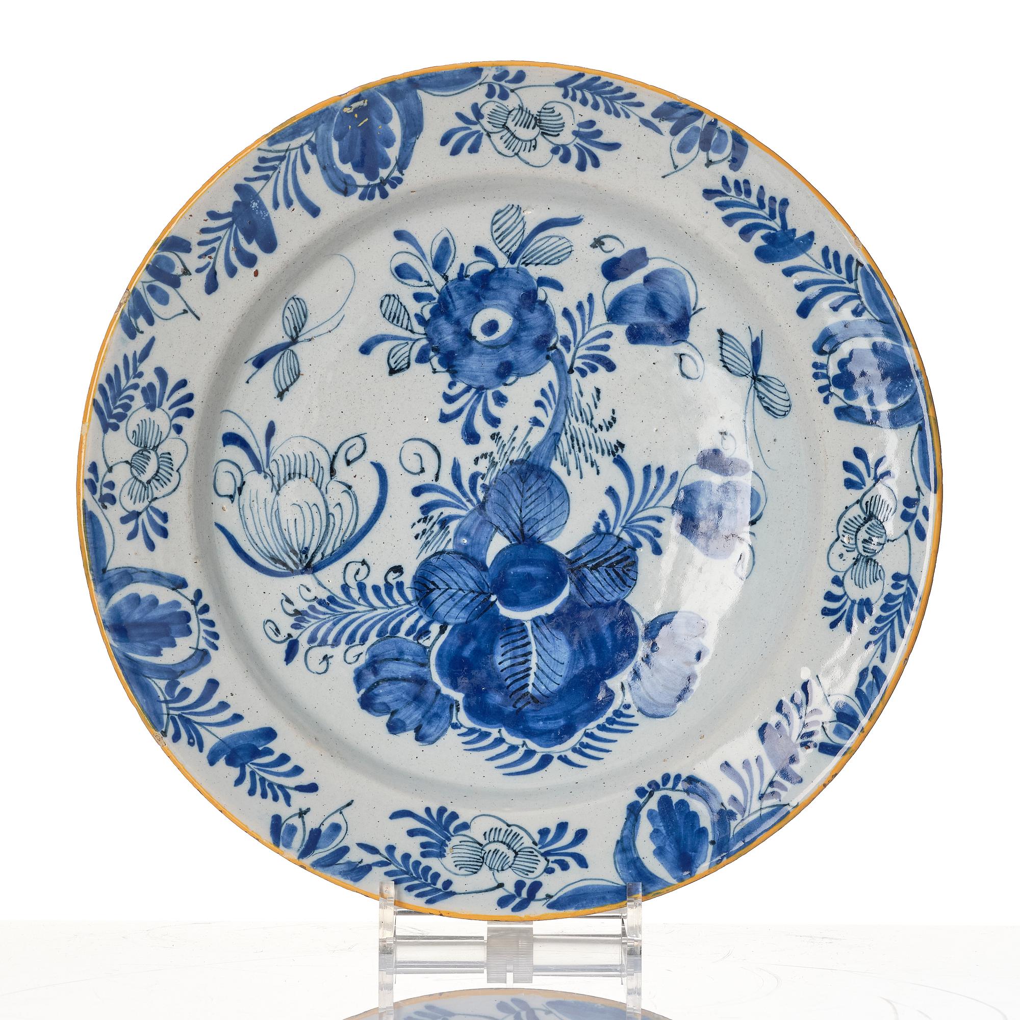 A group of three faiance dishes, probably Delft, 19th century.