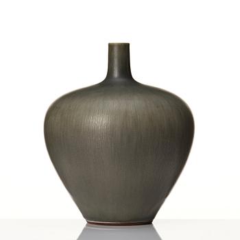 Berndt Friberg, a stoneware vase, Gustavsberg studio, Sweden 1965.