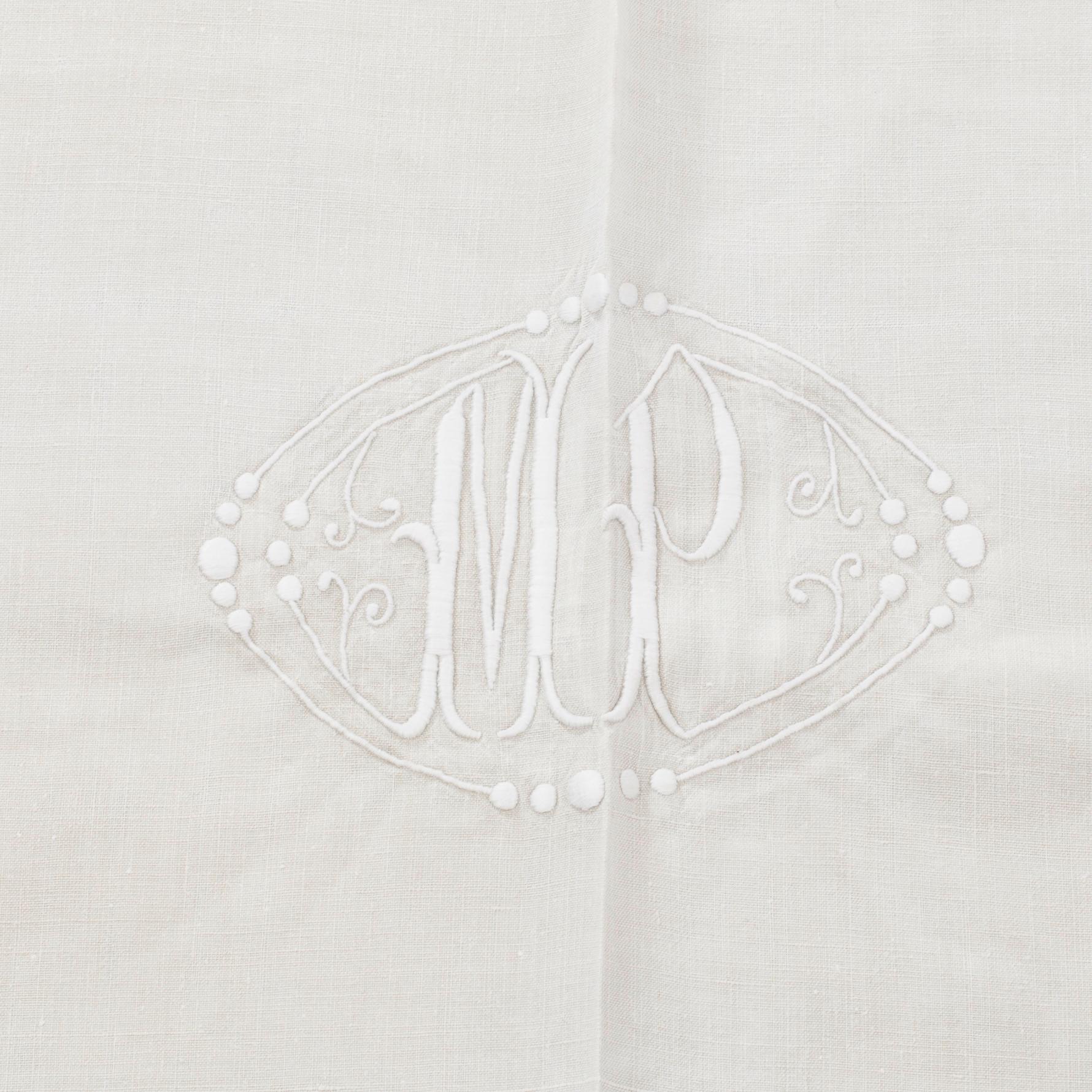 A set of two duble bed sheets, beginning of the 20th century.