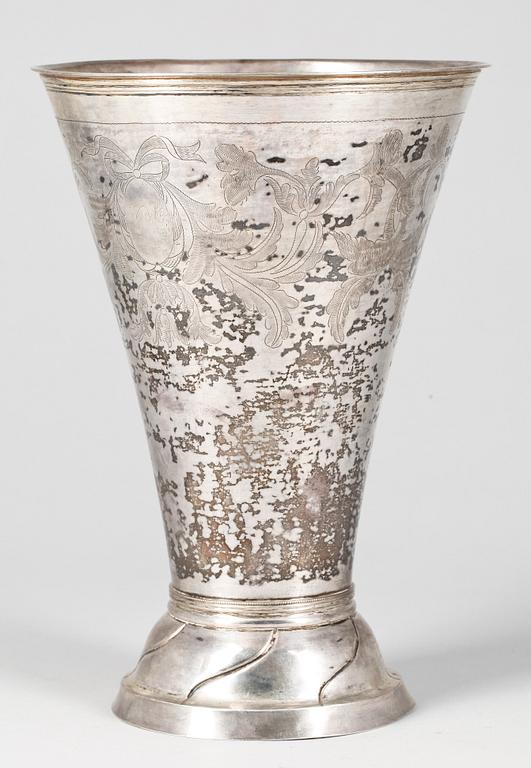 BÄGARE, silver, Lars Löfgren, Hudiksvall, 1821. Totalvikt ca 277 g.