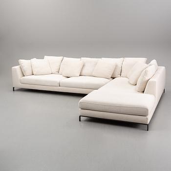 Antonio Citterio, sofa 'Ray' B&B Italia.