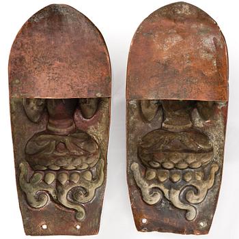 Two copper alloy reliefs of Buddha, Tibeto-Chinese, 16th/17th Century.