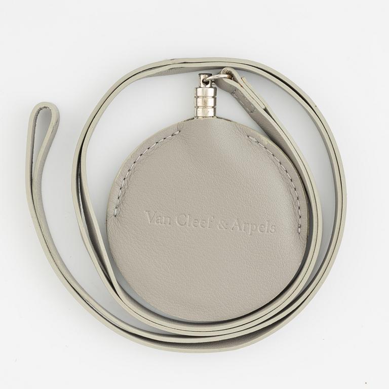 Van Cleef & Arpels, magnifying glass, 51 mm.