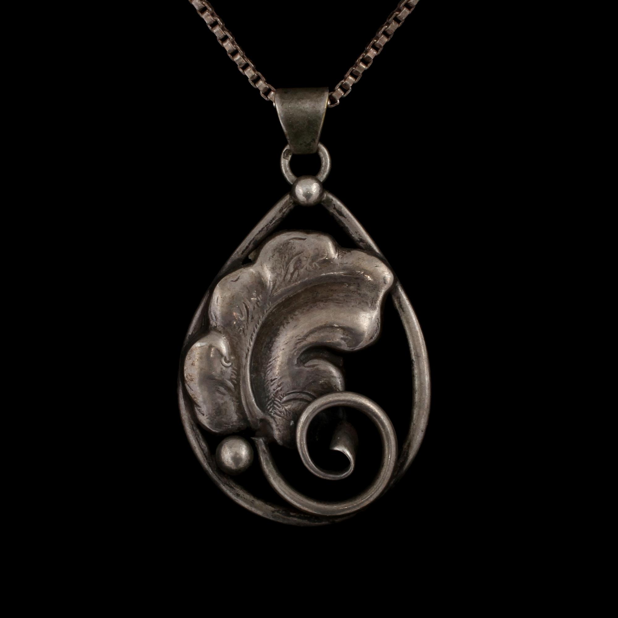 HÄNGE, silver, importstämplat. Vikt 12 g.