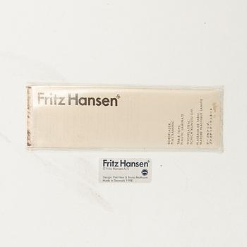 Bruno Mathsson & Piet Hein, bord, "Superelips", Fritz Hansen, Denmark 1998.