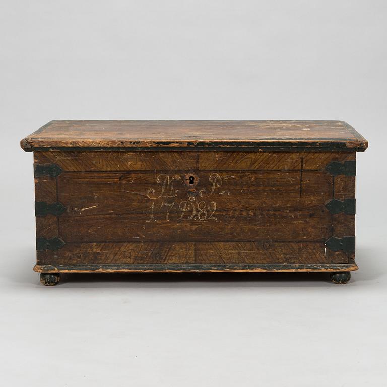 Kista, allmoge, daterad 1782.