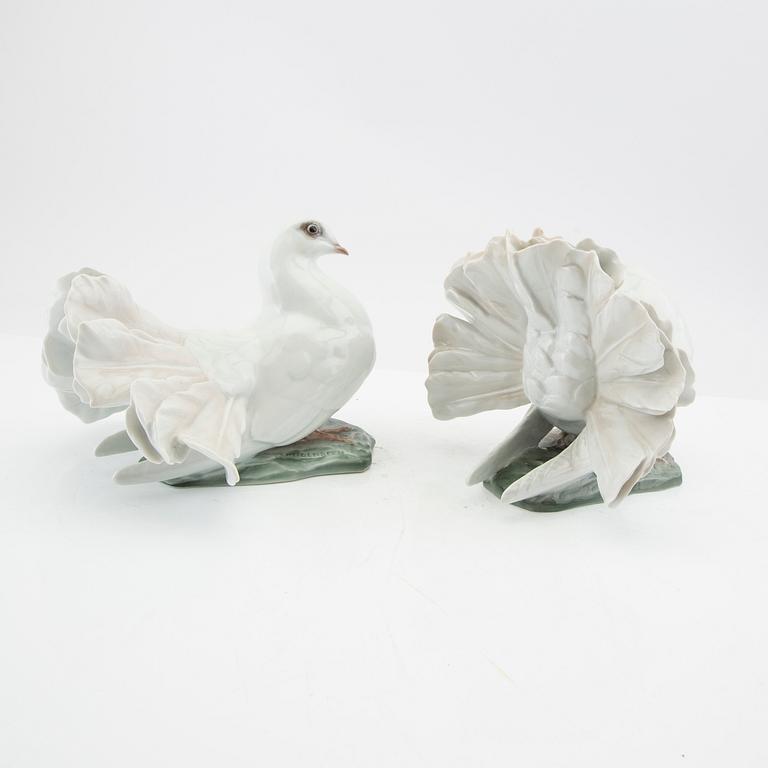 Figurines 2 pcs Rosenthal Germany mid-20th century porcelain.