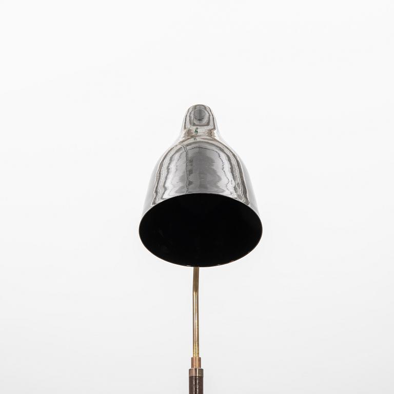 Mid-20th century floor lamp.