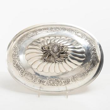 Terrin med lock, silver, Frankrike, omkring år 1900.