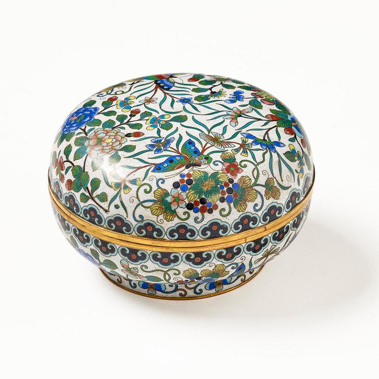 Ask med lock, cloisonné, Kina, 1900-tal.