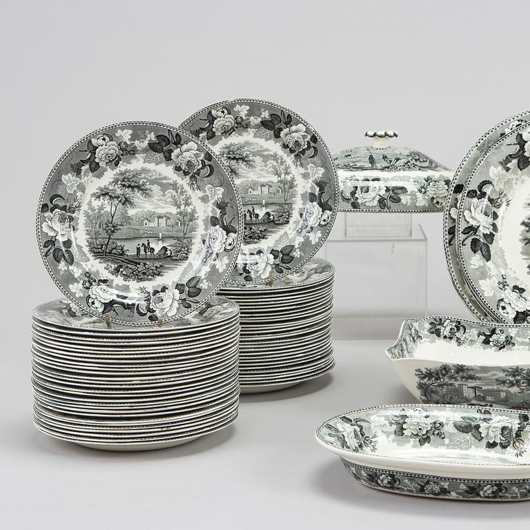 Wedgwood, astiasto, 134 osaa, "Landscape" fajanssi, Englanti 1800-luvun loppu.