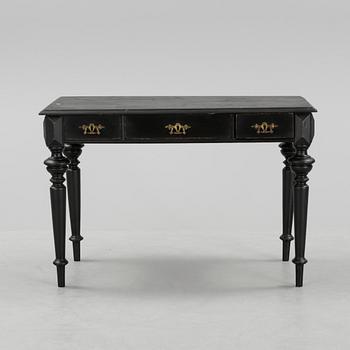 SKRIVBORD, nyrenässans, 1800-talets slut.