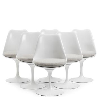 69. Eero Saarinen, a set of six "Tulip" chairs, Knoll Studio, 2010.
