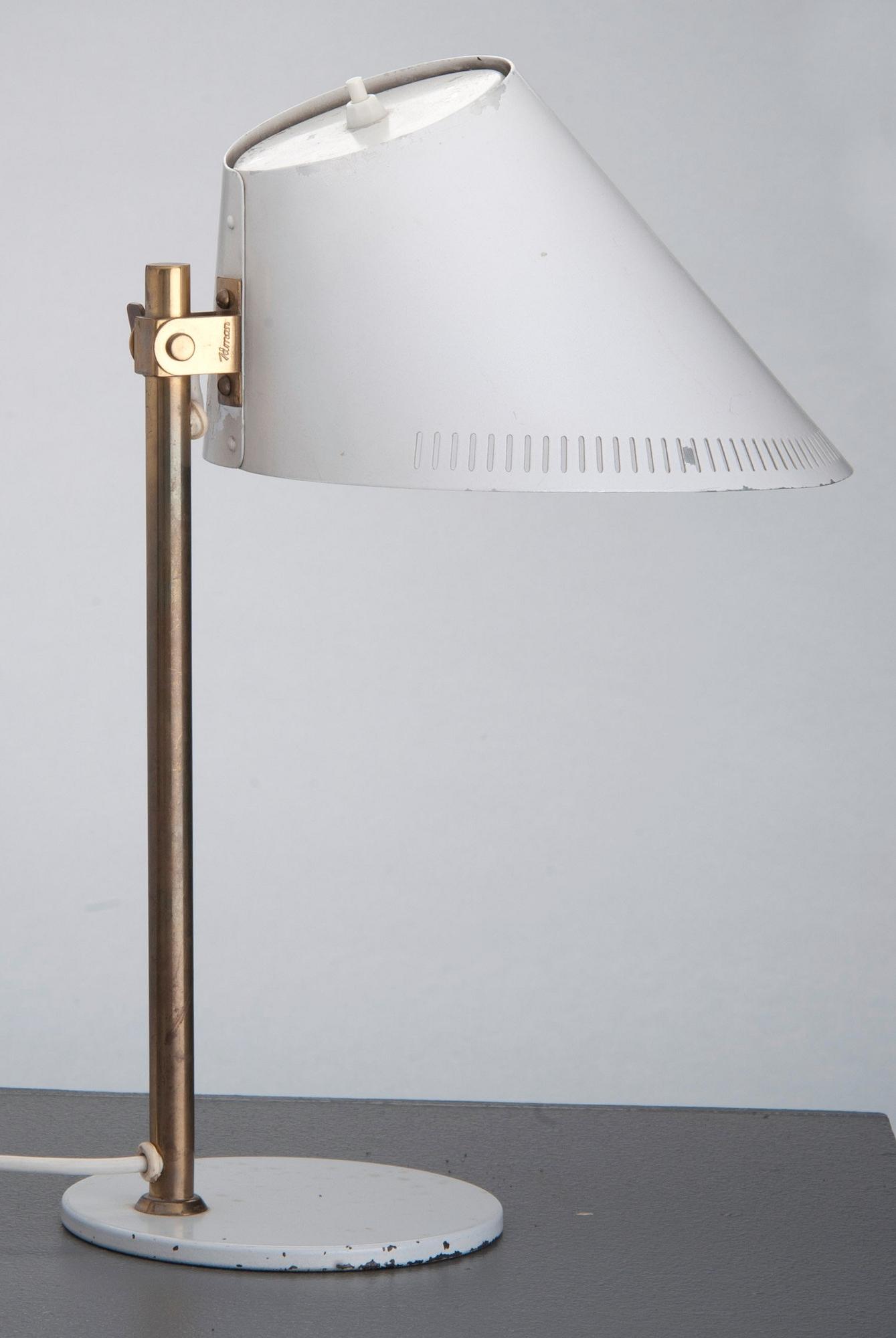 Paavo Tynell, BORDSLAMPA, 9222.