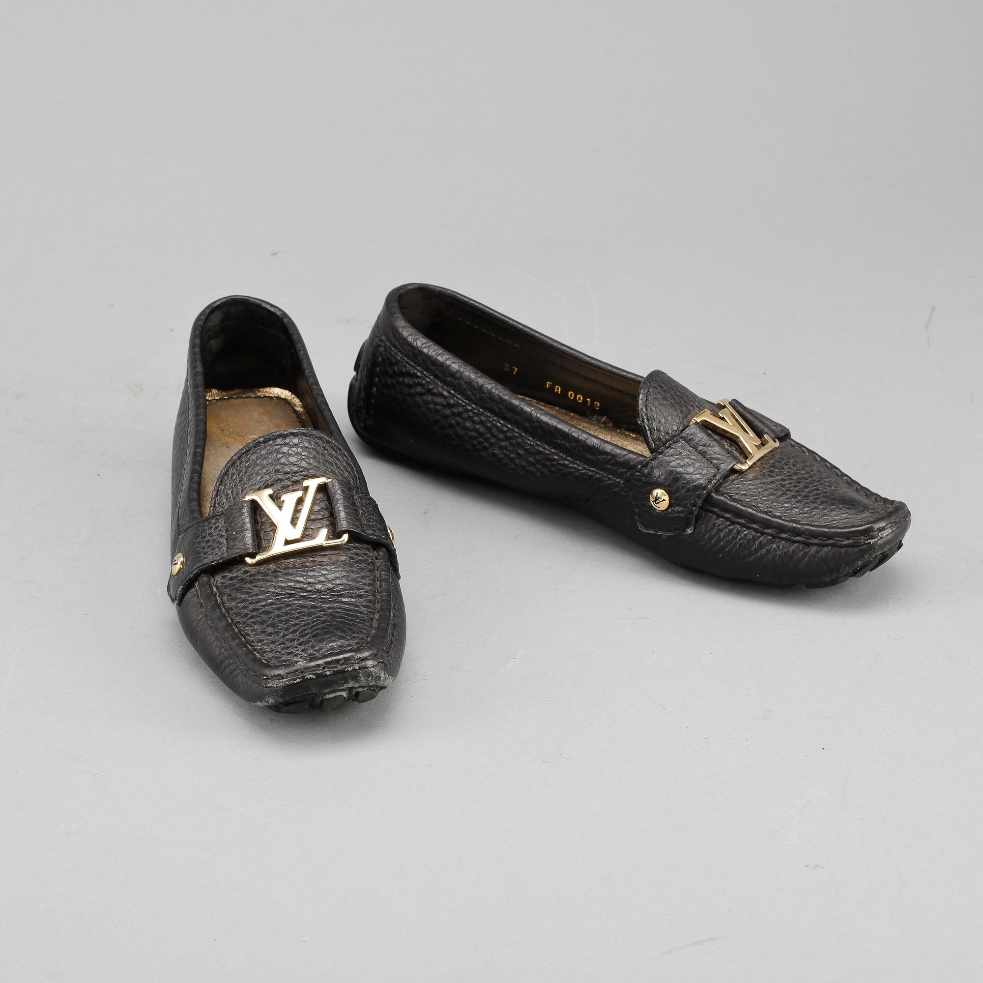 LOAFERS, ett par, Louis Vuitton.
