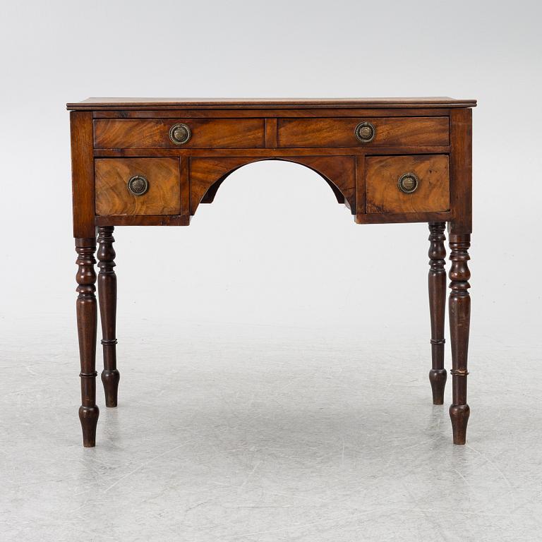 A ladie's desk, 19th century.
