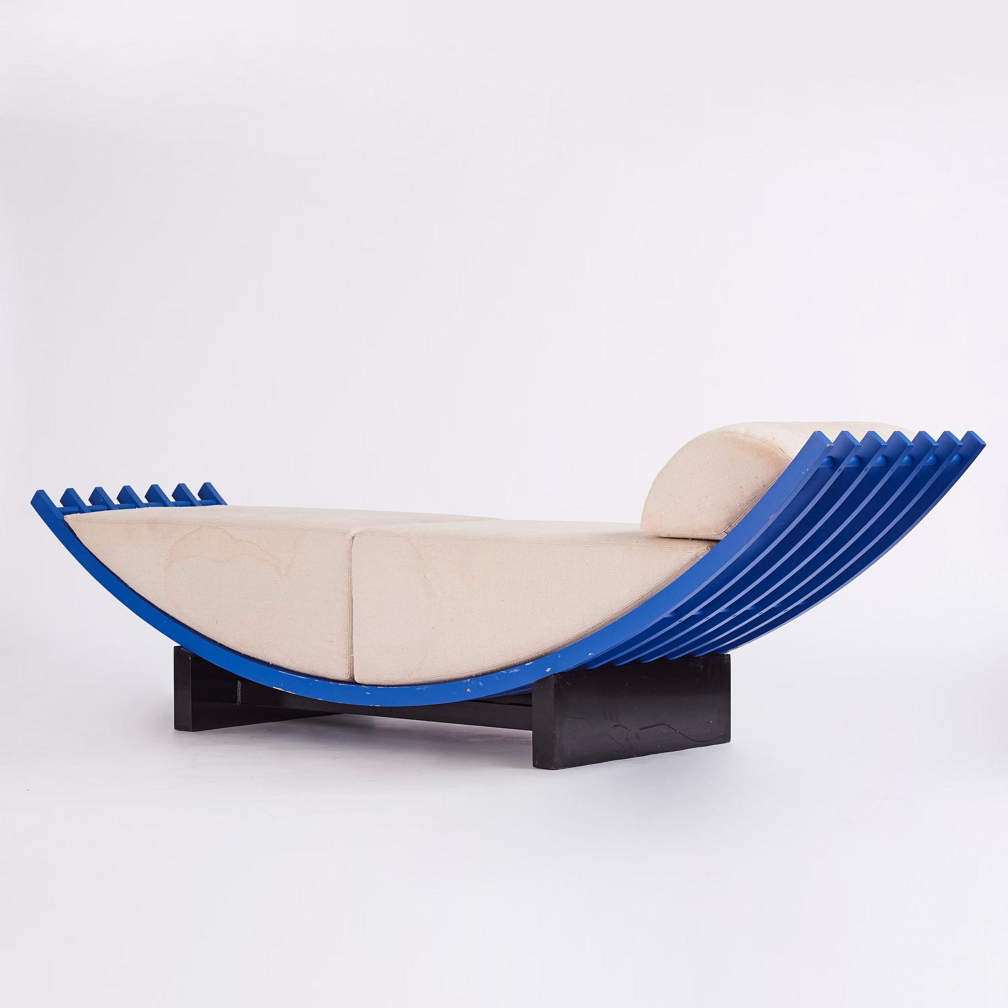 Jonas Bohlin, a "Concav" chaise longue, Källemo, Värnamo ca. 1985.