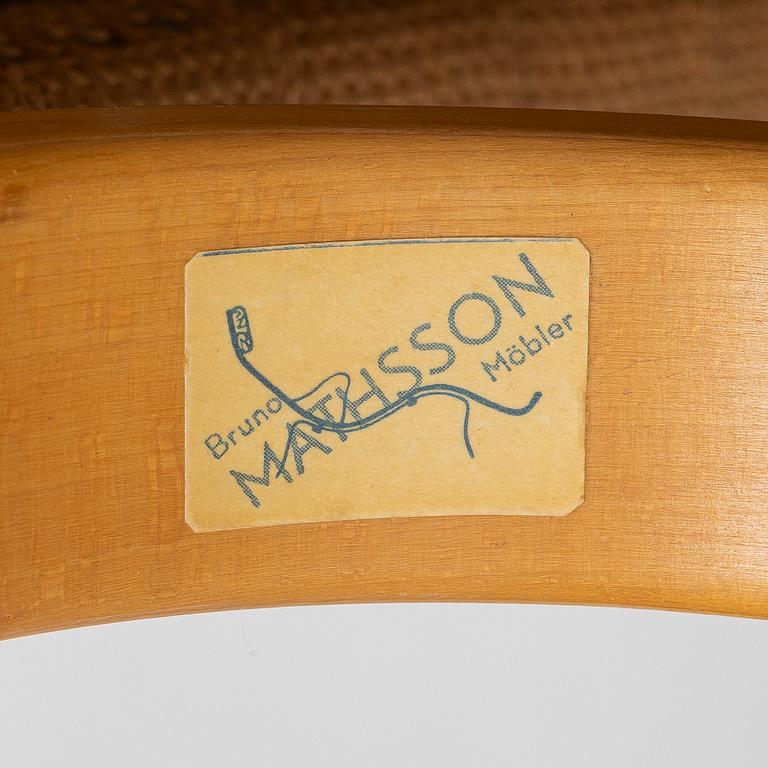 Bruno Mathsson, Armchair, 'Pernilla', Firma Karl Mahtsson, Värnamo, 1944.