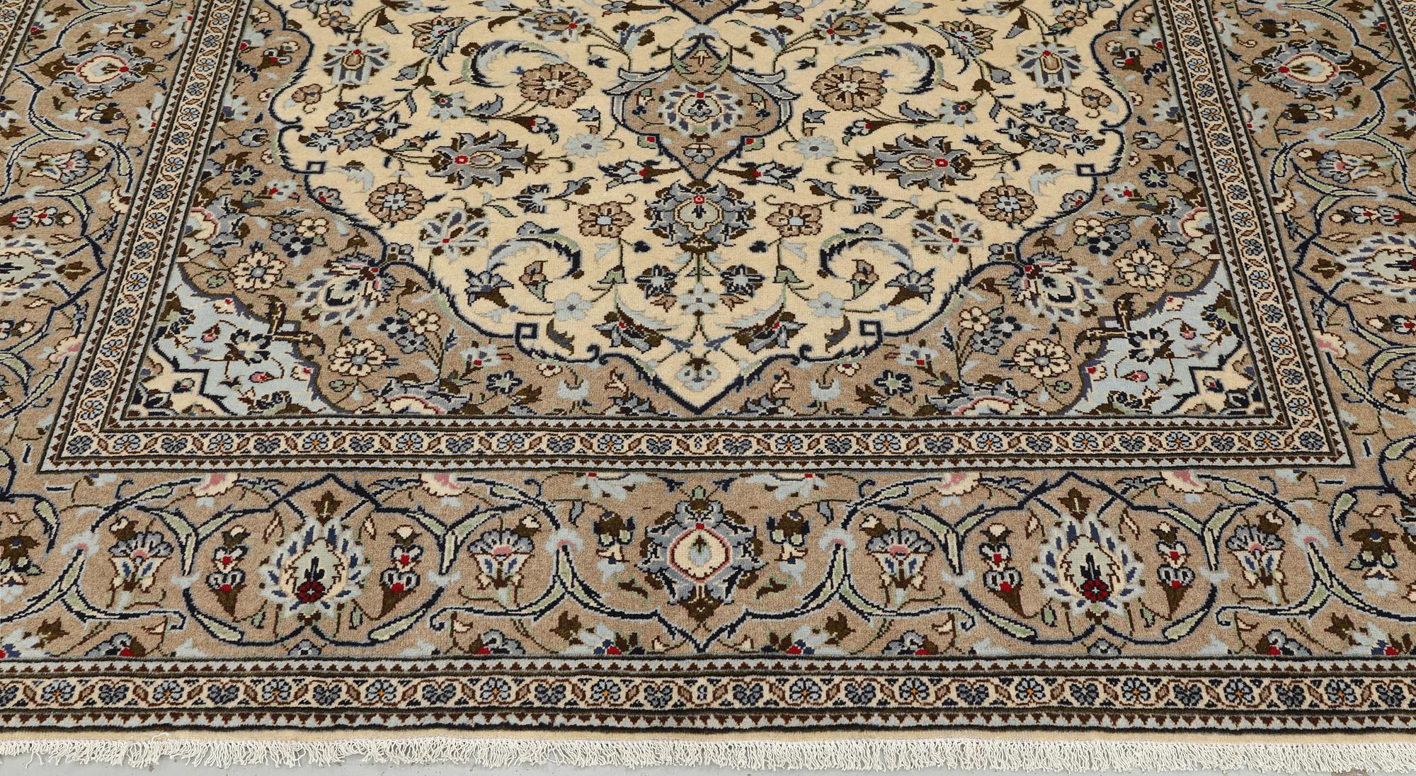 Matta, keshan, 300 x 200 cm.