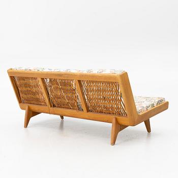 Carl Gustaf Hiort af Ornäs, Sofa, “Studio”, Puunveisto Oy - Träsnideri Ab, mid-20th century.