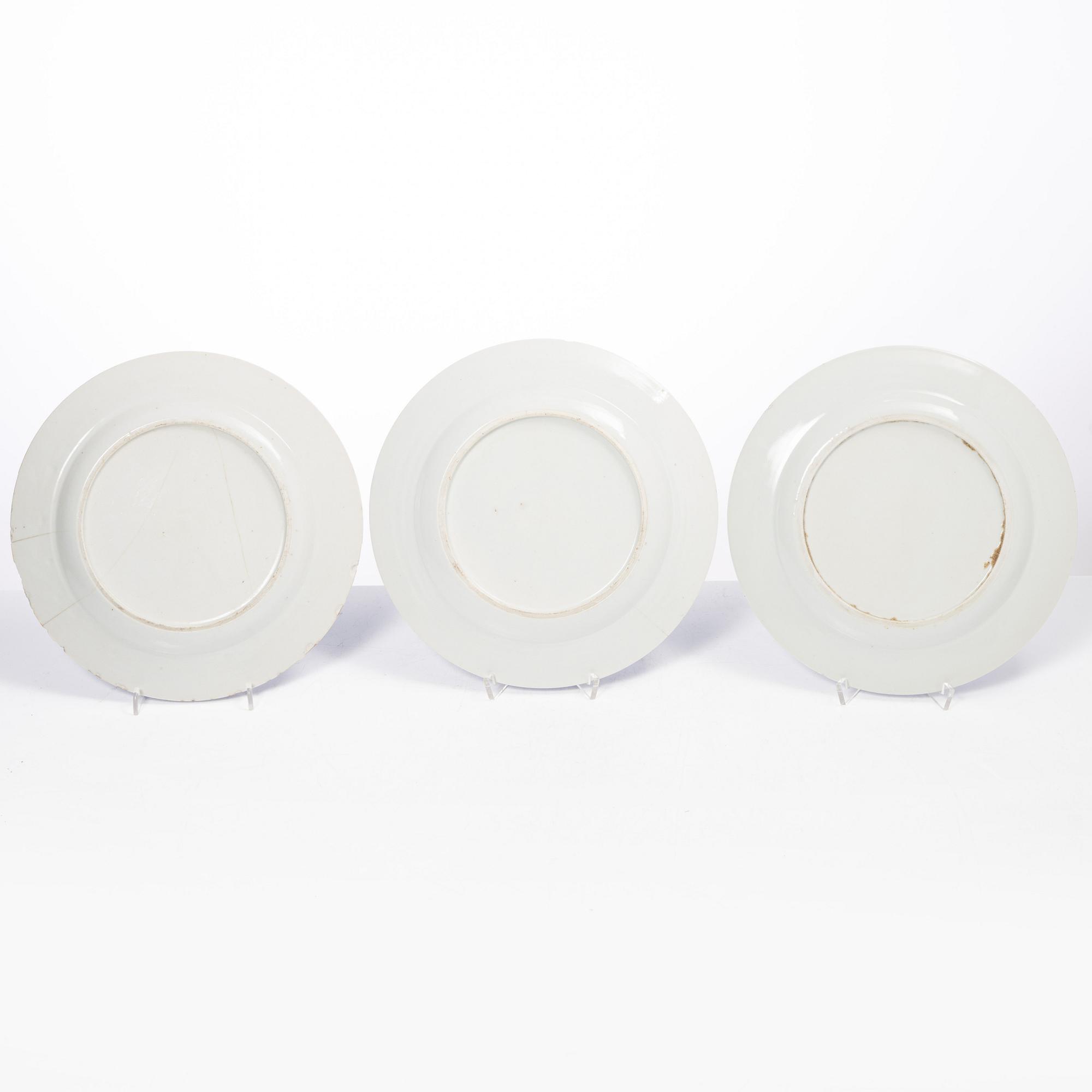 Six blue and white porcelai plates and a butter tureen, China, Jiaqing (1796-1820).