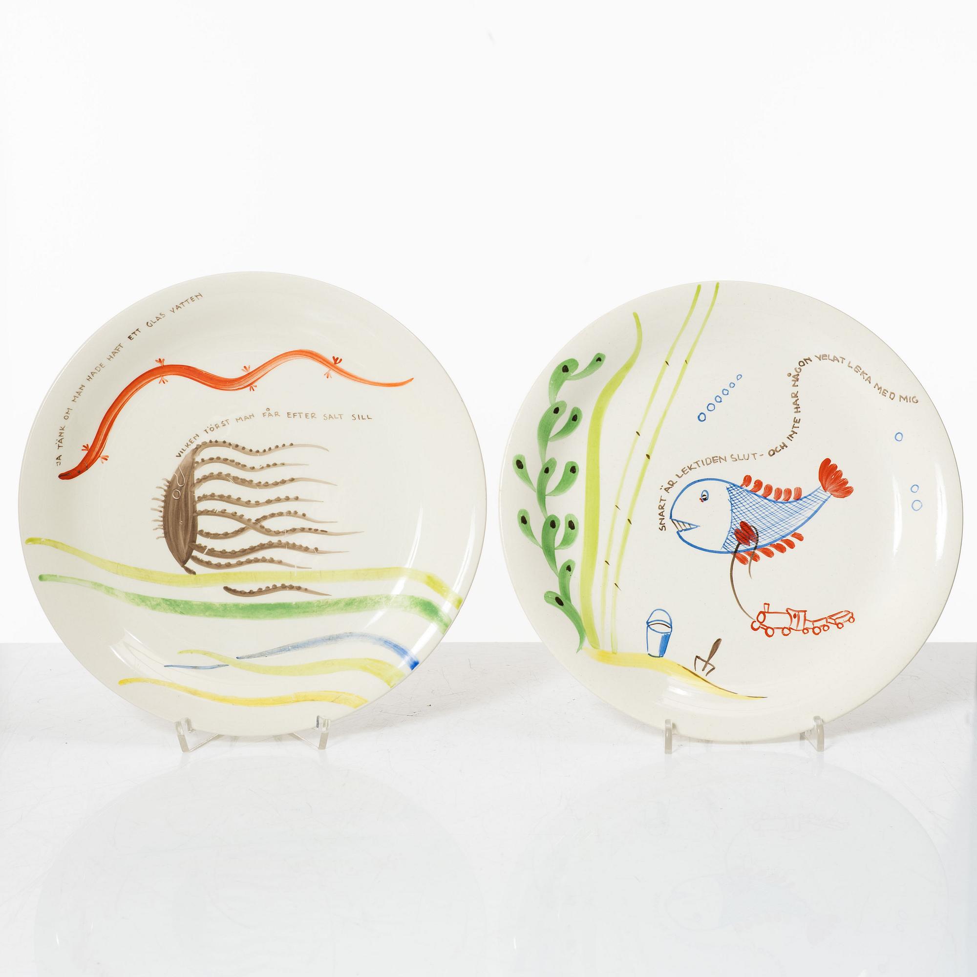 Stig Lindberg, five 'Löja' plates, Gustavsberg.