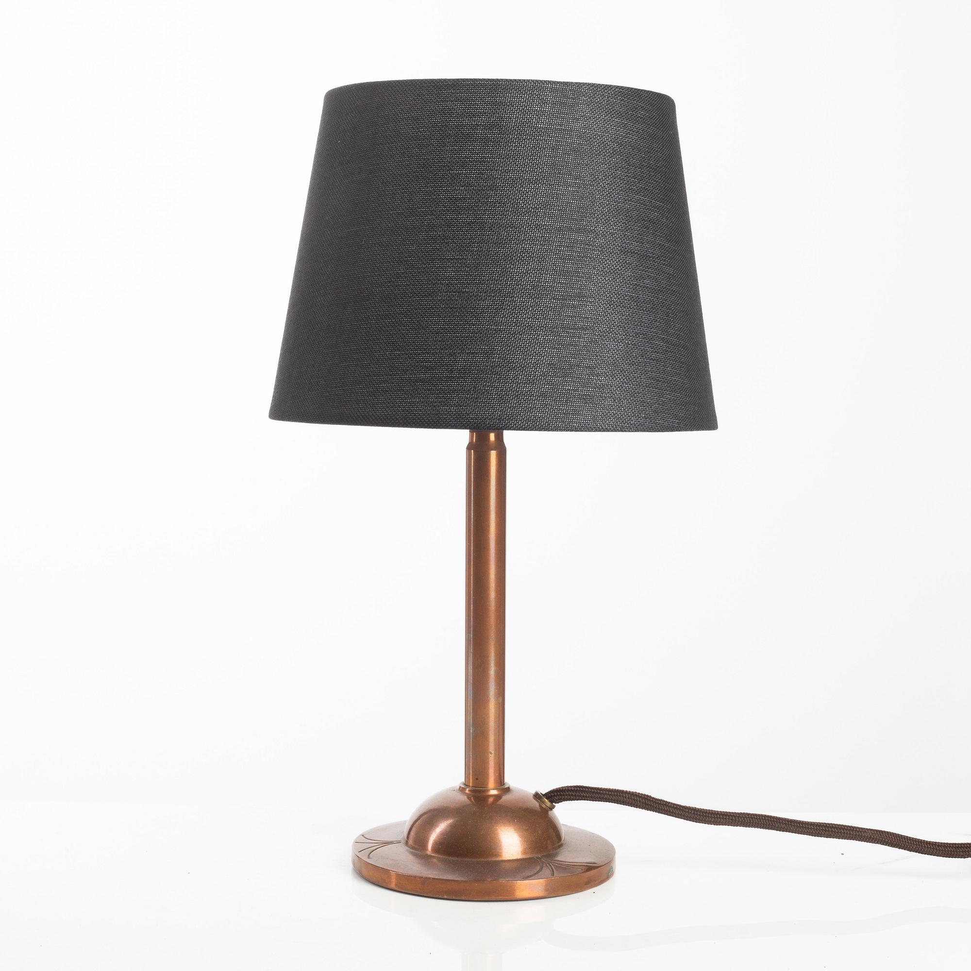 Harald Notini, table lamp, variant of model "6833", Arvid Böhlmarks Lampfabrik, Stockholm 1923-35.