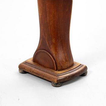 Propeller table, 20th century.