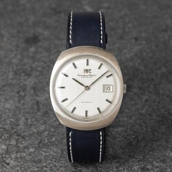 1075. IWC, International Watch Co, "White gold case", ca 1970.