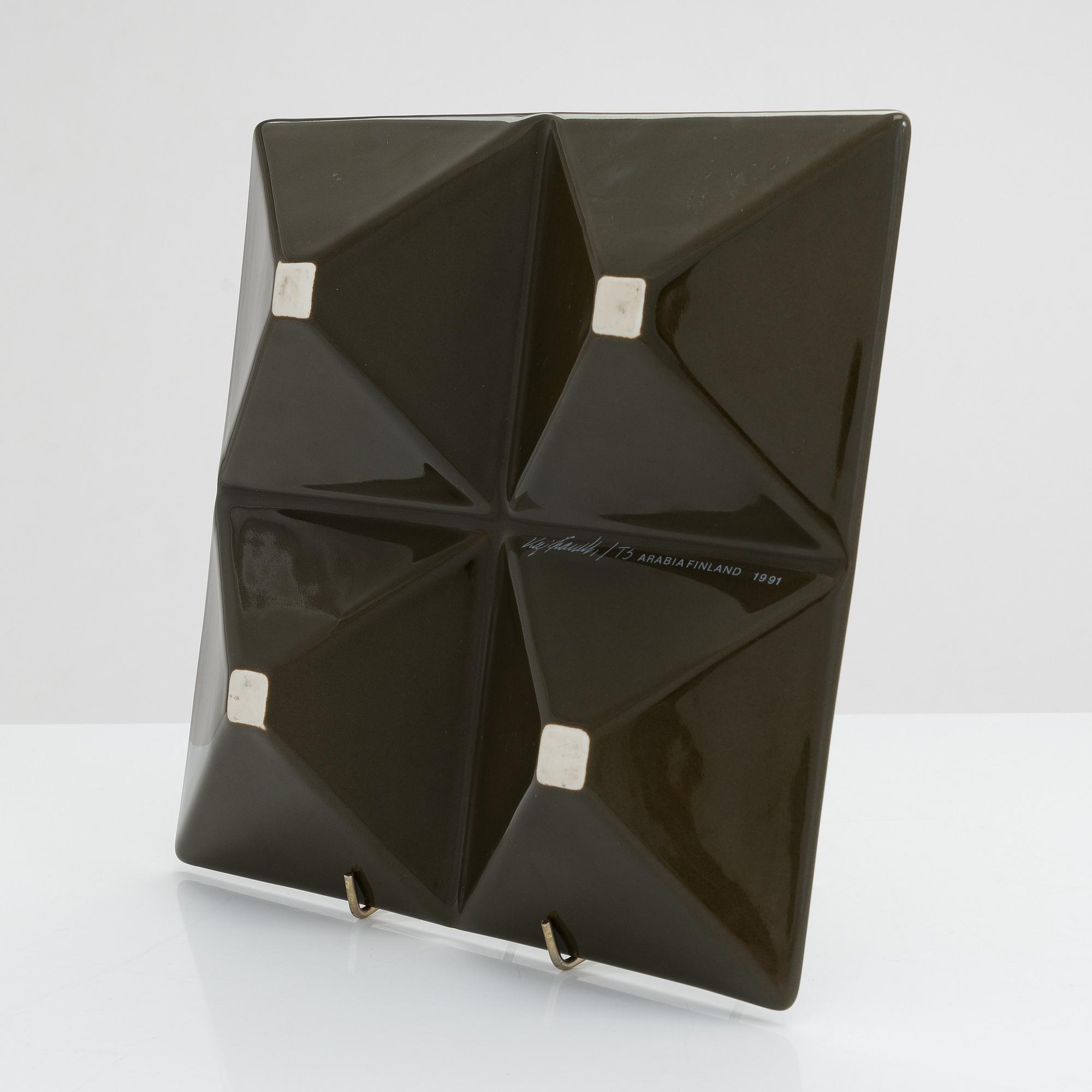 Kaj Franck, serving dish 'KF1', Arabia 1991.