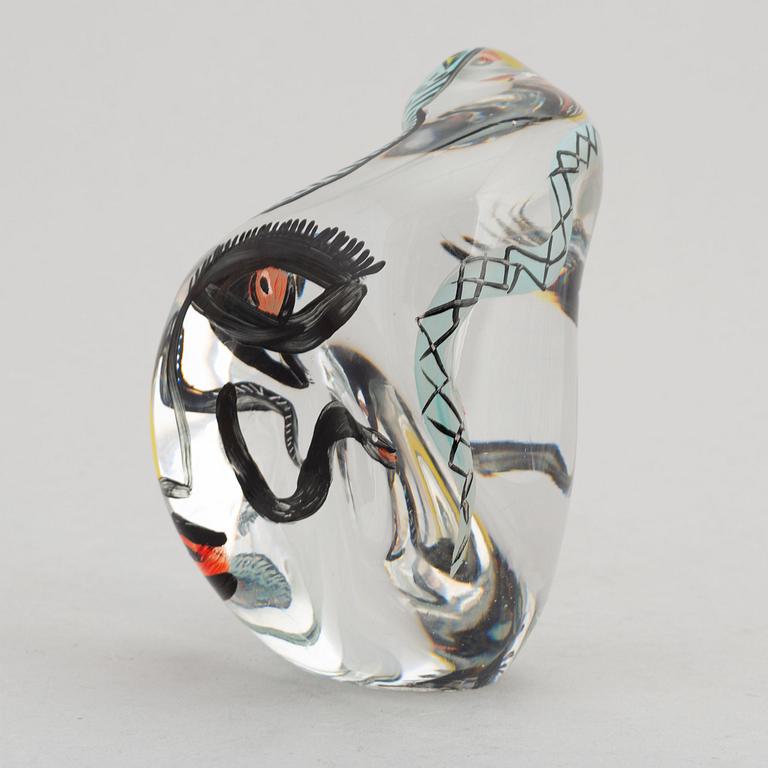 Ulrica Hydman-Vallien, a signed glass sculpture, Kosta Boda, 1998.