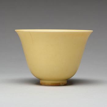 A yellow glazed bowl, Jiajing mark and period (1522-1566).