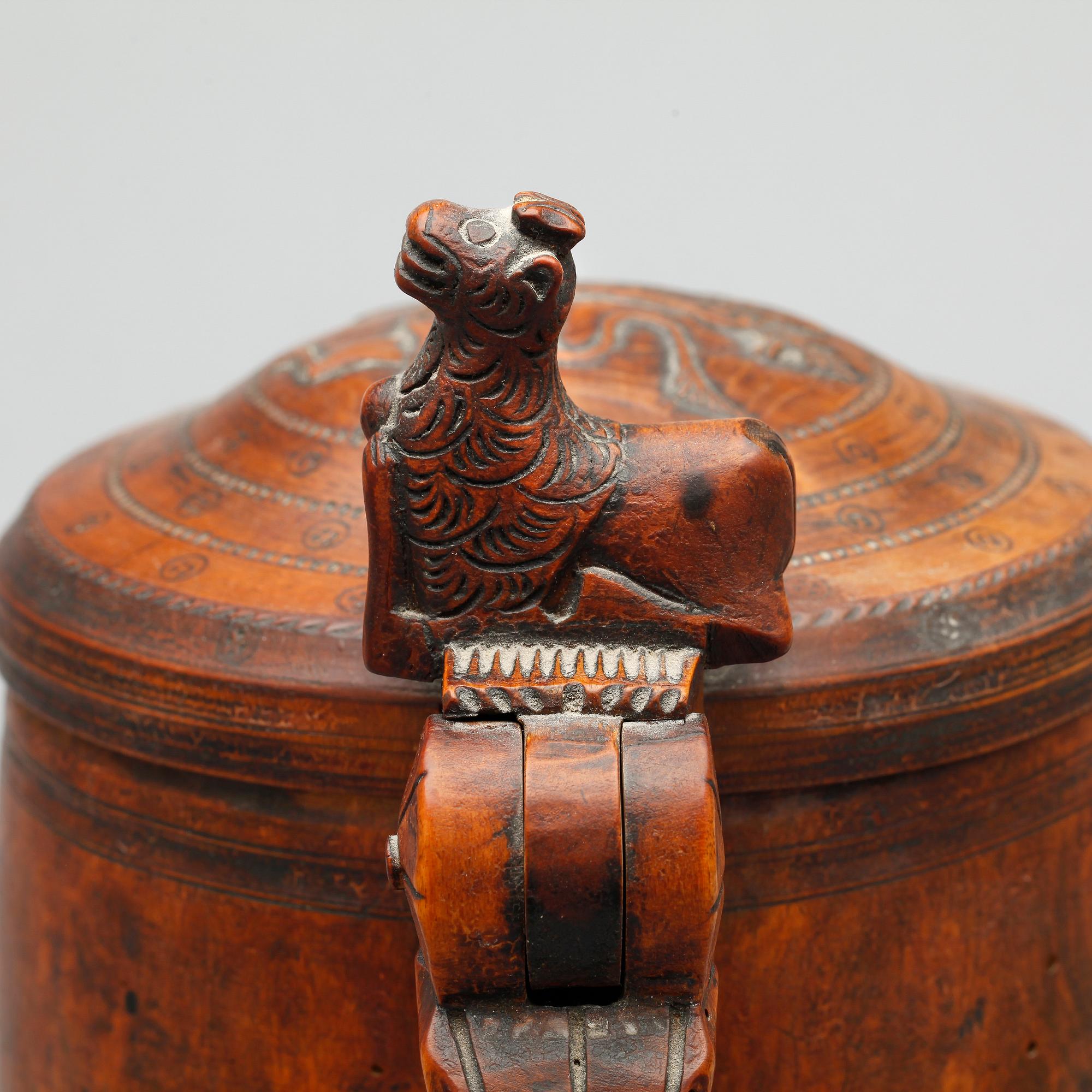 DRYCKESKANNA, trä, Norge 1700/1800-tal.