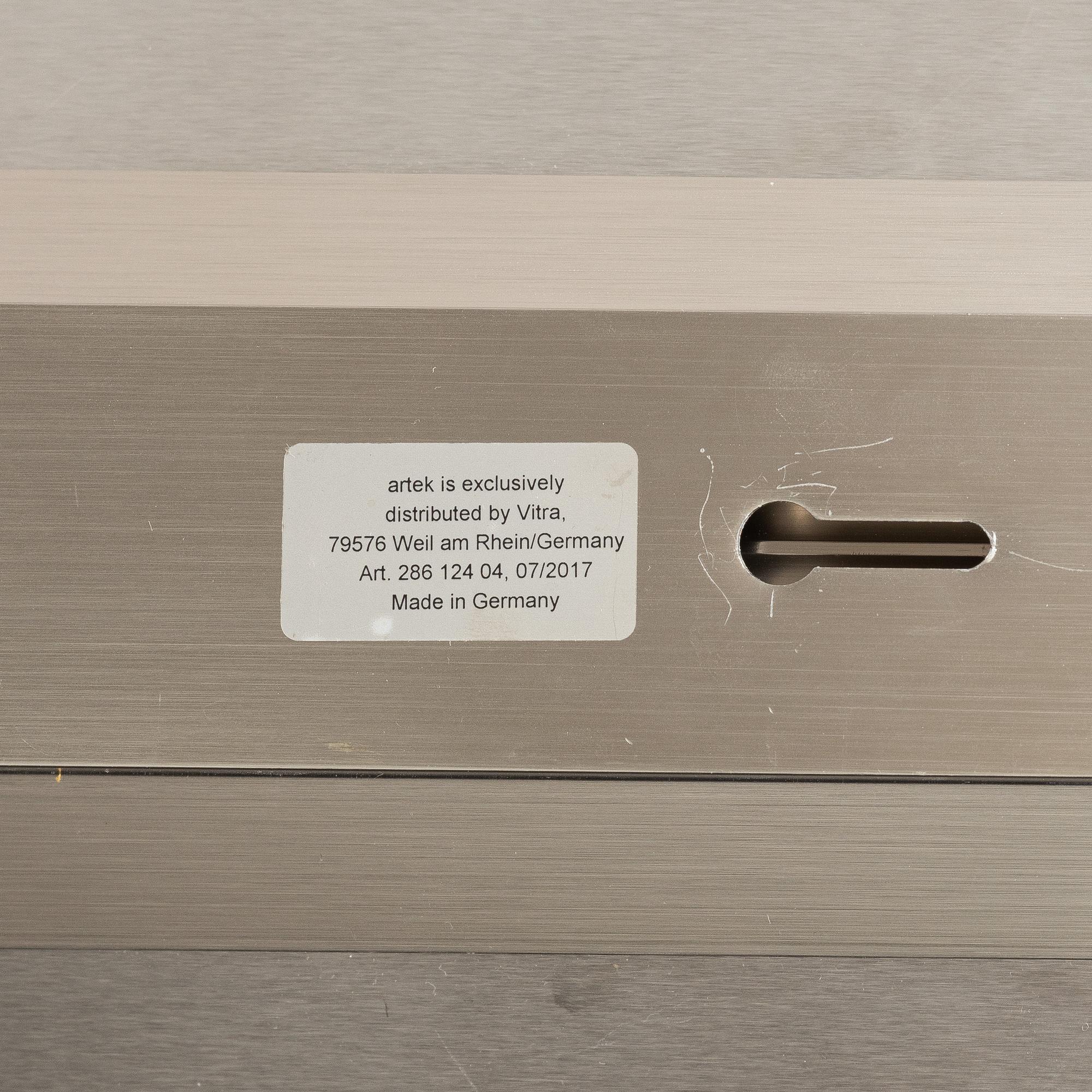 Daniel Rybakken, A '124°' mirror, Artek.