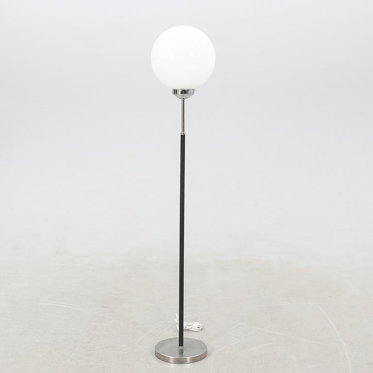 Mid/late 20th century floor lamp.