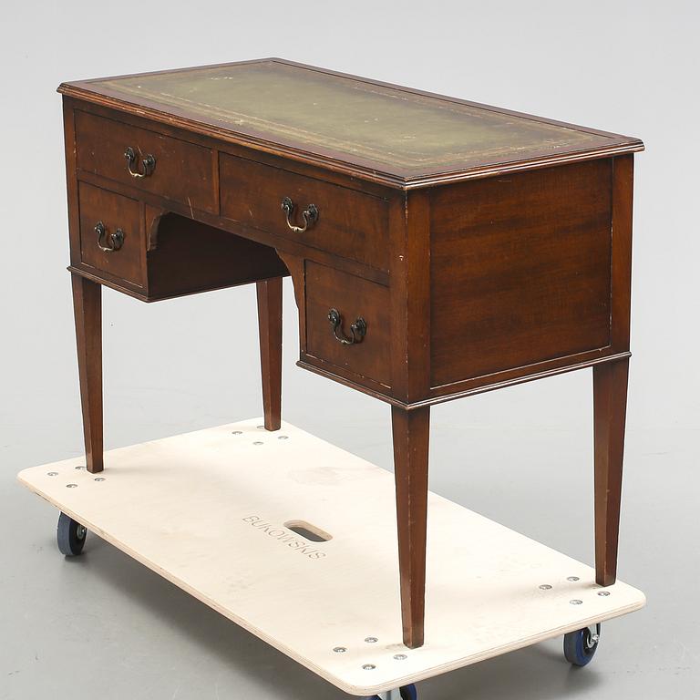 SKRIVBORD, England, tidigt 1900-tal.