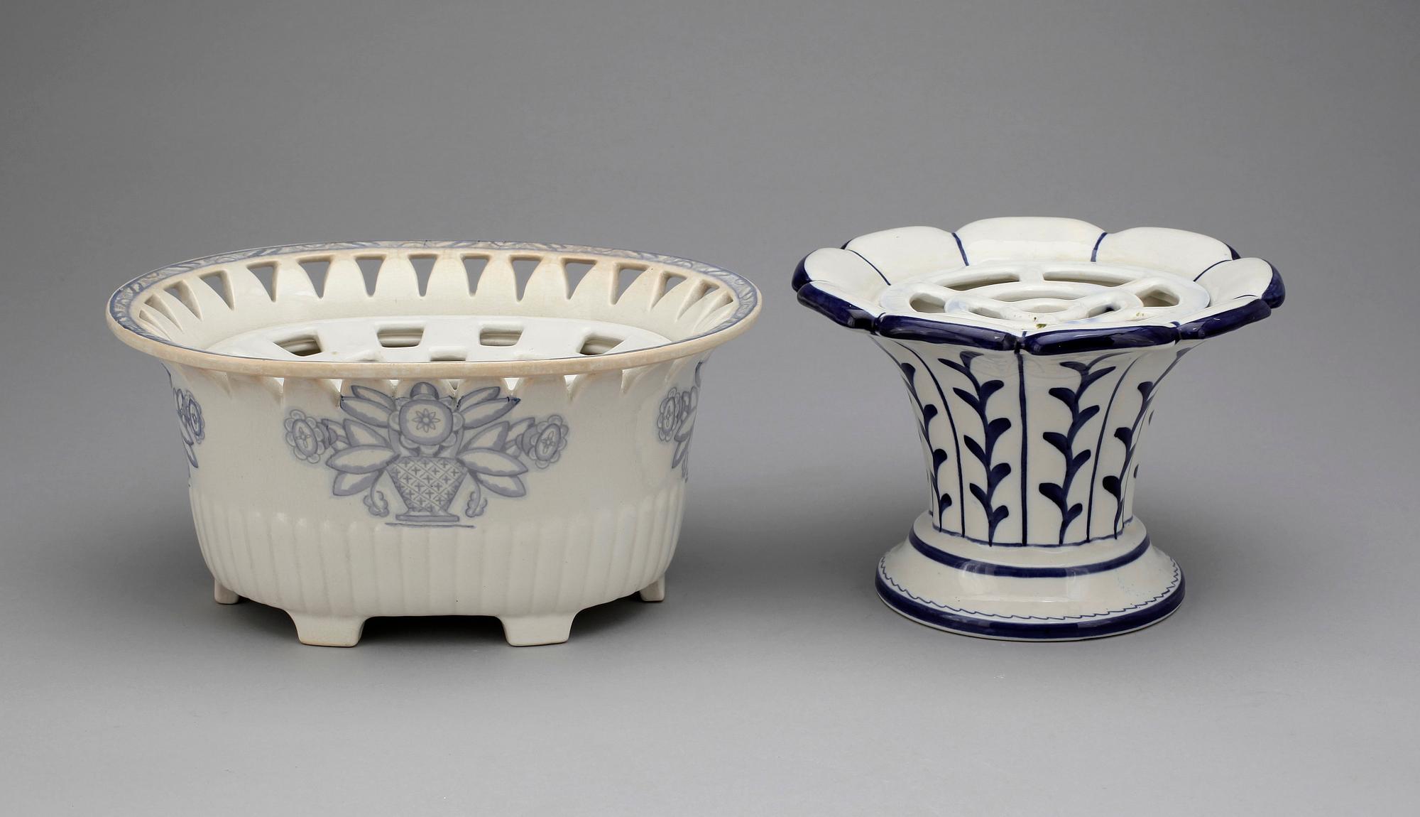 YTTERFODER, 2 st, flintgods, Wilhelm Kåge, Gustavsberg, 1900-talets första hälft.