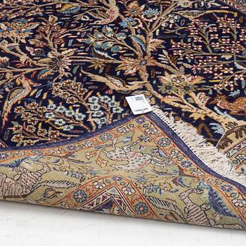 Matta, orientalisk, ca 207 x 141 cm.