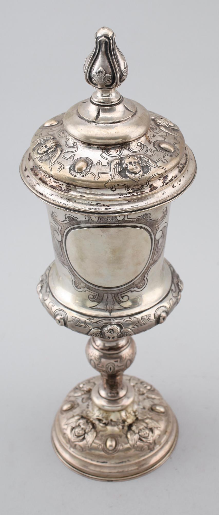 LOCKPOKAL, mellaneuropa, låghaltigt silver, 1800-talets andra hälft.
