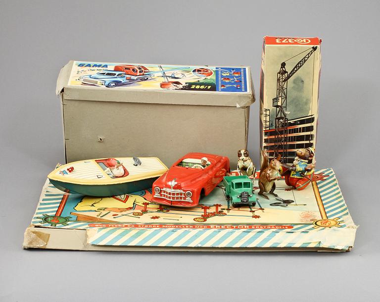 PARTI LEKSAKER, 8 st, bl a Dinky Toys och Schuco, omkring 1900-talets mitt.