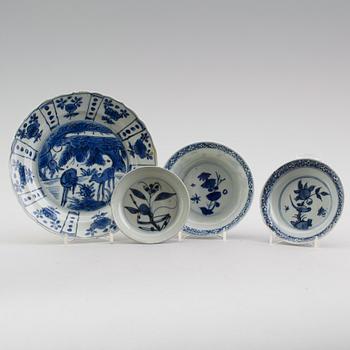 TALLRIK SAMT FAT, 3 st, porslin, Kina, Wan Li 1572-1619.